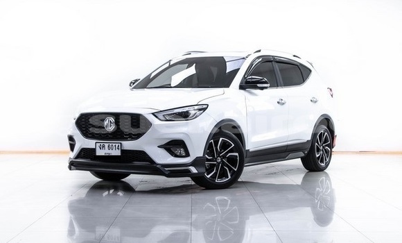 ซื้อ รถมือสอง MG ZS ขาว รถยนต์ ใน %{เมือง} ใน กรุงเทพมหานคร