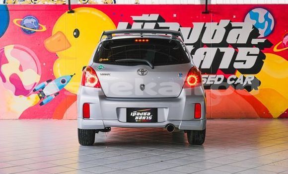 ซื้อ รถมือสอง Toyota Yaris Ativ เงิน รถยนต์ ใน %{เมือง} ใน กรุงเทพมหานคร