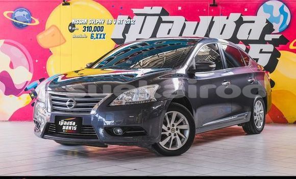 ซื้อ รถมือสอง Nissan Sylphy สีดำ รถยนต์ ใน %{เมือง} ใน กรุงเทพมหานคร