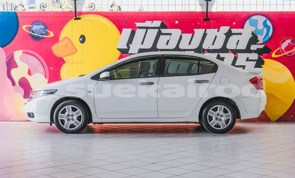 Buy Used Honda City White Car in Bangkok in Bangkok Buy Used Honda City White Car in Bangkok in Bangkok
