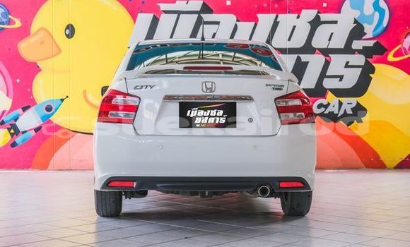 Buy Used Honda City White Car in Bangkok in Bangkok Buy Used Honda City White Car in Bangkok in Bangkok