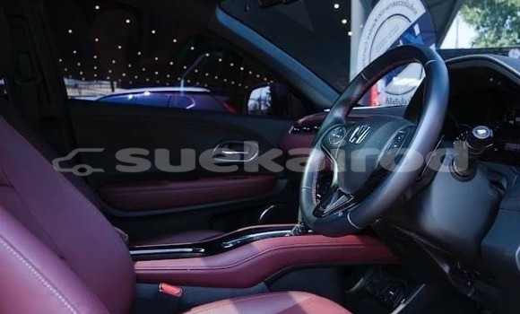 ซื้อ รถมือสอง Honda HR-V สีแดง รถยนต์ ใน %{เมือง} ใน กรุงเทพมหานคร ซื้อ รถมือสอง Honda HR-V สีแดง รถยนต์ ใน %{เมือง} ใน กรุงเทพมหานคร