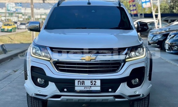 Buy Used Chevrolet TrailBlazer White Car in Bangkok in Bangkok Buy Used Chevrolet TrailBlazer White Car in Bangkok in Bangkok