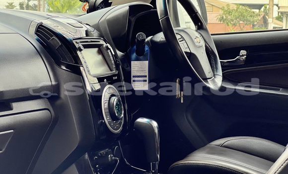 Buy Used Chevrolet TrailBlazer White Car in Bangkok in Bangkok Buy Used Chevrolet TrailBlazer White Car in Bangkok in Bangkok