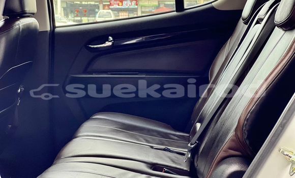 Buy Used Chevrolet TrailBlazer White Car in Bangkok in Bangkok Buy Used Chevrolet TrailBlazer White Car in Bangkok in Bangkok