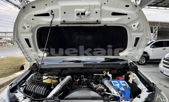 Buy Used Chevrolet TrailBlazer White Car in Bangkok in Bangkok Buy Used Chevrolet TrailBlazer White Car in Bangkok in Bangkok