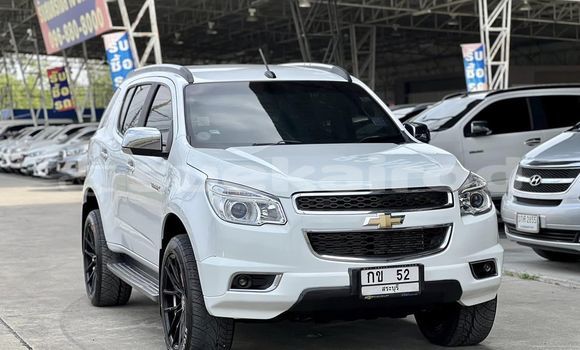 Buy Used Chevrolet TrailBlazer White Car in Bangkok in Bangkok Buy Used Chevrolet TrailBlazer White Car in Bangkok in Bangkok