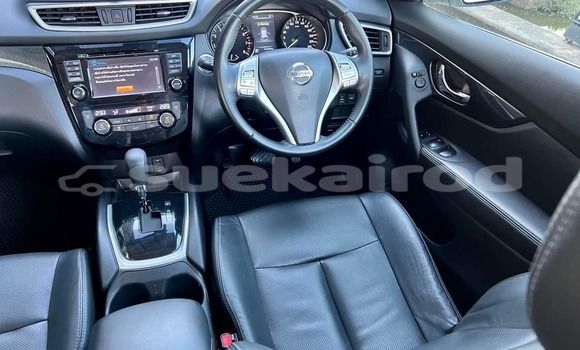 Buy Used Nissan X-Trail White Car in Bangkok in Bangkok Buy Used Nissan X-Trail White Car in Bangkok in Bangkok