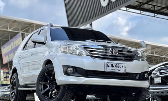 Buy Used Toyota Fortuner White Car in Bangkok in Bangkok