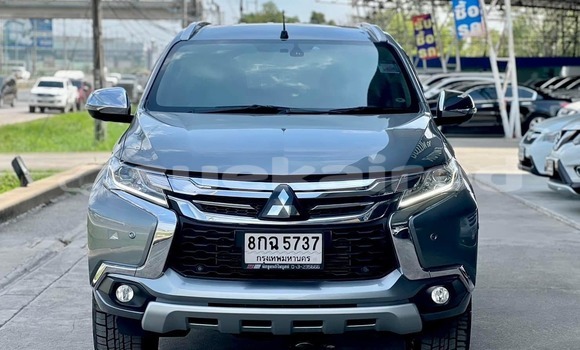 Buy Used Mitsubishi Pajero Other Car in Bangkok in Bangkok Buy Used Mitsubishi Pajero Other Car in Bangkok in Bangkok