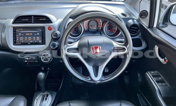 ซื้อ รถมือสอง Honda Jazz ขาว รถยนต์ ใน %{เมือง} ใน กรุงเทพมหานคร ซื้อ รถมือสอง Honda Jazz ขาว รถยนต์ ใน %{เมือง} ใน กรุงเทพมหานคร