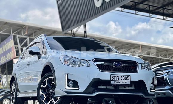 Buy Used Subaru XV White Car in Bangkok in Bangkok