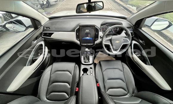 Buy Used Chevrolet Captiva White Car in Bangkok in Bangkok Buy Used Chevrolet Captiva White Car in Bangkok in Bangkok