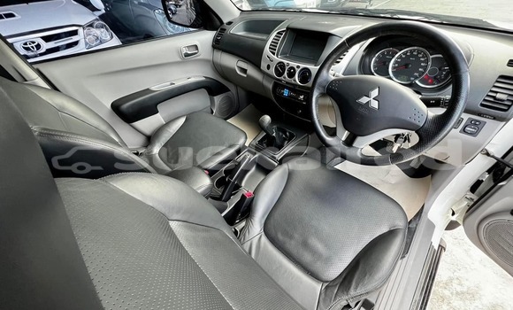 Buy Used Mitsubishi Triton White Car in Bangkok in Bangkok Buy Used Mitsubishi Triton White Car in Bangkok in Bangkok