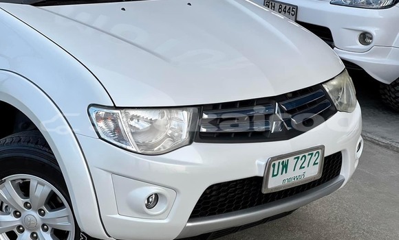 Buy Used Mitsubishi Triton White Car in Bangkok in Bangkok Buy Used Mitsubishi Triton White Car in Bangkok in Bangkok