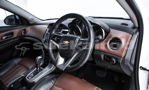 Buy Used Chevrolet Cruze White Car in Bangkok in Bangkok Buy Used Chevrolet Cruze White Car in Bangkok in Bangkok