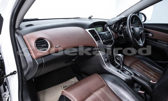 Buy Used Chevrolet Cruze White Car in Bangkok in Bangkok Buy Used Chevrolet Cruze White Car in Bangkok in Bangkok