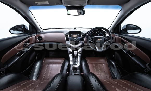 Buy Used Chevrolet Cruze White Car in Bangkok in Bangkok Buy Used Chevrolet Cruze White Car in Bangkok in Bangkok