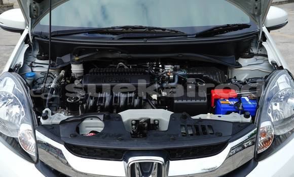Buy Used Honda Mobilio White Car in Bangkok in Bangkok Buy Used Honda Mobilio White Car in Bangkok in Bangkok
