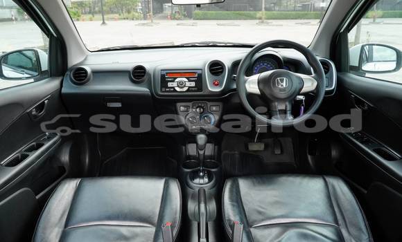 Buy Used Honda Mobilio White Car in Bangkok in Bangkok Buy Used Honda Mobilio White Car in Bangkok in Bangkok