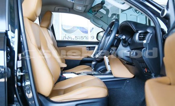 ซื้อ รถมือสอง Toyota Fortuner สีดำ รถยนต์ ใน %{เมือง} ใน กรุงเทพมหานคร ซื้อ รถมือสอง Toyota Fortuner สีดำ รถยนต์ ใน %{เมือง} ใน กรุงเทพมหานคร