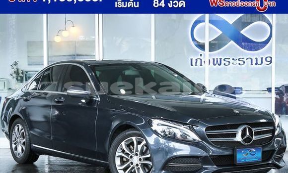ซื้อ รถมือสอง Mercedes-Benz C-Classe สีดำ รถยนต์ ใน %{เมือง} ใน กรุงเทพมหานคร