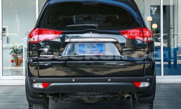 ซื้อ รถมือสอง Mitsubishi Pajero Sport สีดำ รถยนต์ ใน %{เมือง} ใน กรุงเทพมหานคร ซื้อ รถมือสอง Mitsubishi Pajero Sport สีดำ รถยนต์ ใน %{เมือง} ใน กรุงเทพมหานคร