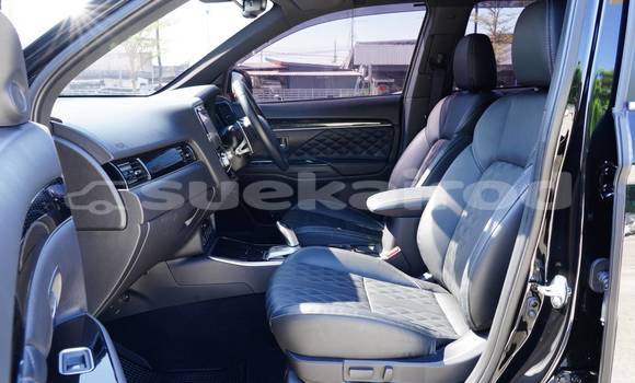 ซื้อ รถมือสอง Mitsubishi Outlander สีดำ รถยนต์ ใน %{เมือง} ใน กรุงเทพมหานคร ซื้อ รถมือสอง Mitsubishi Outlander สีดำ รถยนต์ ใน %{เมือง} ใน กรุงเทพมหานคร