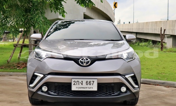 ซื้อ รถมือสอง Toyota C-HR เงิน รถยนต์ ใน %{เมือง} ใน กรุงเทพมหานคร ซื้อ รถมือสอง Toyota C-HR เงิน รถยนต์ ใน %{เมือง} ใน กรุงเทพมหานคร