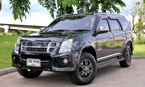 Buy Used Isuzu MU-7 Black Car in Bangkok in Bangkok