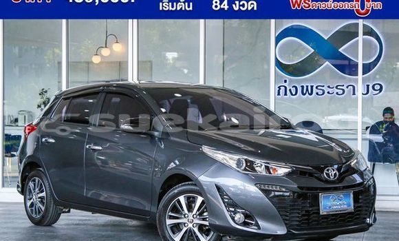 Buy Used Toyota Yaris Black Car in Bangkok in Bangkok
