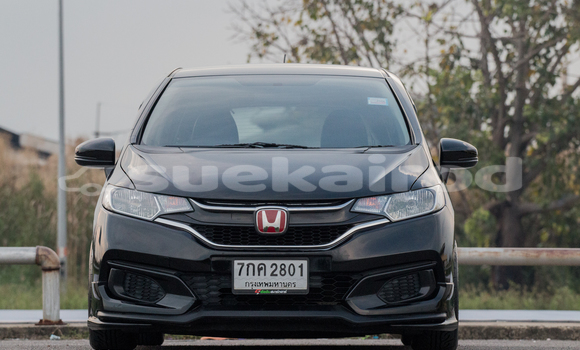 ซื้อ รถมือสอง Honda Jazz สีดำ รถยนต์ ใน %{เมือง} ใน กรุงเทพมหานคร