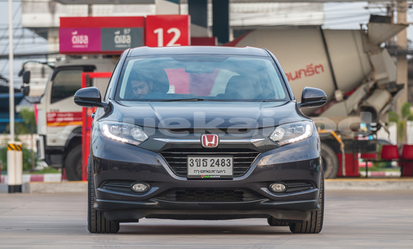 ซื้อ รถมือสอง Honda HR-V สีดำ รถยนต์ ใน %{เมือง} ใน กรุงเทพมหานคร