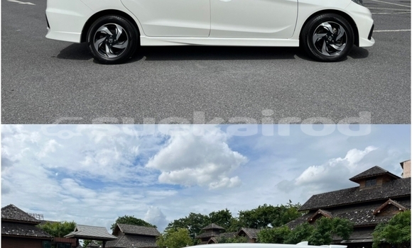 ซื้อ รถมือสอง Honda Mobilio ขาว รถยนต์ ใน %{เมือง} ใน กรุงเทพมหานคร ซื้อ รถมือสอง Honda Mobilio ขาว รถยนต์ ใน %{เมือง} ใน กรุงเทพมหานคร