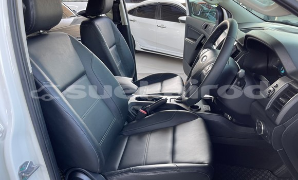 ซื้อ รถมือสอง Ford Everest ขาว รถยนต์ ใน %{เมือง} ใน กรุงเทพมหานคร ซื้อ รถมือสอง Ford Everest ขาว รถยนต์ ใน %{เมือง} ใน กรุงเทพมหานคร