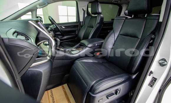 Buy Used Toyota Alphard White Car in Bangkok in Bangkok Buy Used Toyota Alphard White Car in Bangkok in Bangkok