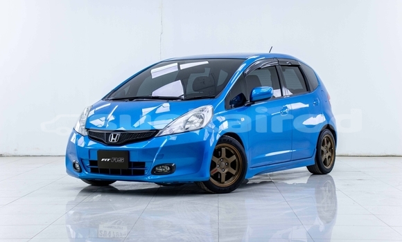 ซื้อ รถมือสอง Honda Jazz อื่น ๆ รถยนต์ ใน %{เมือง} ใน กรุงเทพมหานคร