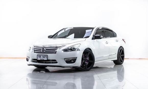 ซื้อ รถมือสอง Nissan Teana ขาว รถยนต์ ใน %{เมือง} ใน กรุงเทพมหานคร