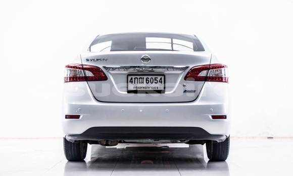 Buy Used Nissan SYLPHY Other Car in Bangkok in Bangkok Buy Used Nissan SYLPHY Other Car in Bangkok in Bangkok