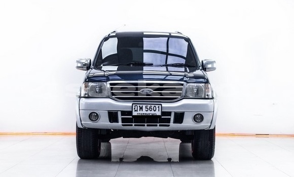 ซื้อ รถมือสอง Ford Everest สีน้ำเงิน รถยนต์ ใน %{เมือง} ใน กรุงเทพมหานคร ซื้อ รถมือสอง Ford Everest สีน้ำเงิน รถยนต์ ใน %{เมือง} ใน กรุงเทพมหานคร