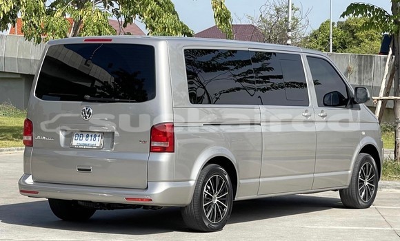 ซื้อ รถมือสอง Volkswagen Caravelle สีน้ำตาล รถยนต์ ใน %{เมือง} ใน กรุงเทพมหานคร ซื้อ รถมือสอง Volkswagen Caravelle สีน้ำตาล รถยนต์ ใน %{เมือง} ใน กรุงเทพมหานคร