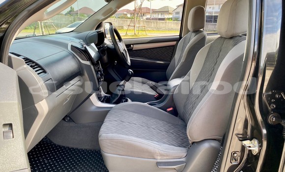 Buy Used Chevrolet Corolado Black Car in Bangkok in Bangkok Buy Used Chevrolet Corolado Black Car in Bangkok in Bangkok