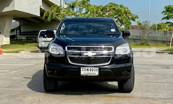 Buy Used Chevrolet Corolado Black Car in Bangkok in Bangkok Buy Used Chevrolet Corolado Black Car in Bangkok in Bangkok