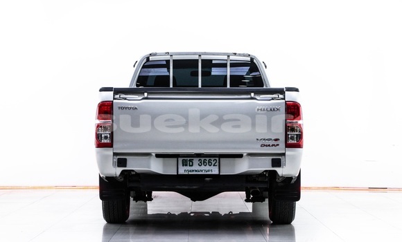 Buy Used Toyota Hiluxe VIGO Other Car in Bangkok in Bangkok Buy Used Toyota Hiluxe VIGO Other Car in Bangkok in Bangkok