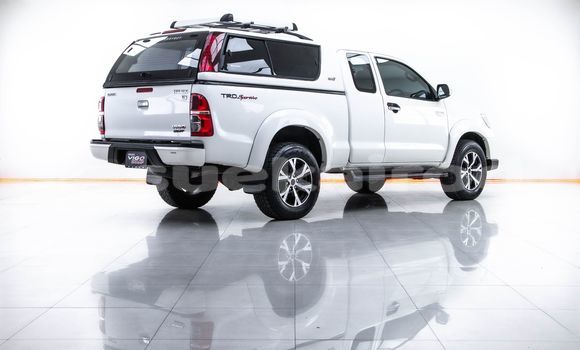 Buy Used Toyota Hiluxe VIGO White Car in Bangkok in Bangkok Buy Used Toyota Hiluxe VIGO White Car in Bangkok in Bangkok