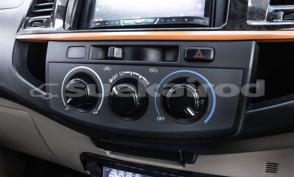 Buy Used Toyota Hiluxe VIGO White Car in Bangkok in Bangkok Buy Used Toyota Hiluxe VIGO White Car in Bangkok in Bangkok