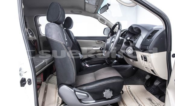 Buy Used Toyota Hiluxe VIGO White Car in Bangkok in Bangkok Buy Used Toyota Hiluxe VIGO White Car in Bangkok in Bangkok