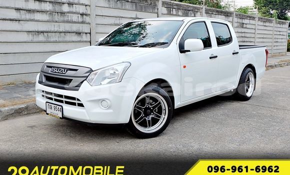 Buy Used Isuzu D-Max White Car in Bangkok in Bangkok