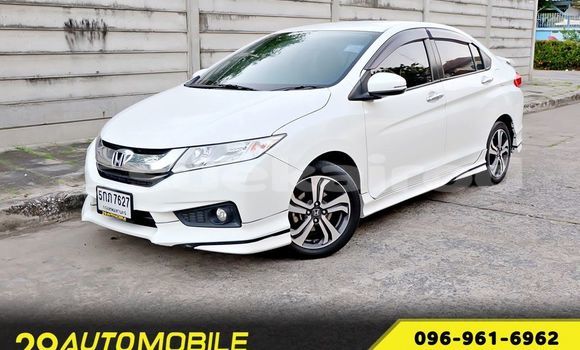 Buy Used Honda City White Car in Bangkok in Bangkok