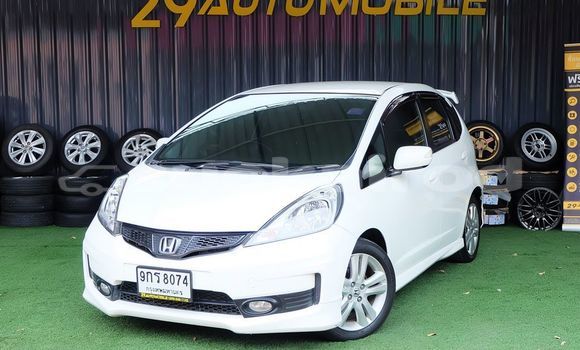 ซื้อ รถมือสอง Honda Jazz ขาว รถยนต์ ใน %{เมือง} ใน กรุงเทพมหานคร ซื้อ รถมือสอง Honda Jazz ขาว รถยนต์ ใน %{เมือง} ใน กรุงเทพมหานคร